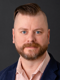 Douglas Hanes Headshot