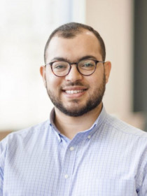 Mustafa Hussein Headshot