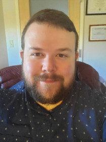 Joshua Mangin Headshot