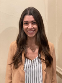 Stefanie Sequeira Headshot