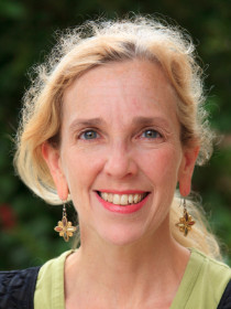 Maureen Berner Headshot