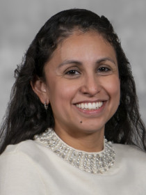 Zelma Tuthill headshot