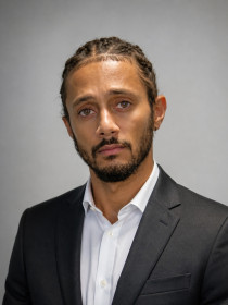 Ethan Stein headshot