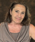 Stephanie Seguino Headshot