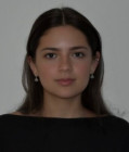 Roxanna Behdad headshot