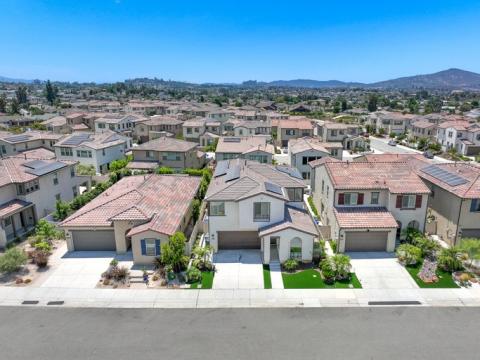 Middle to upper class homes in San Diego 